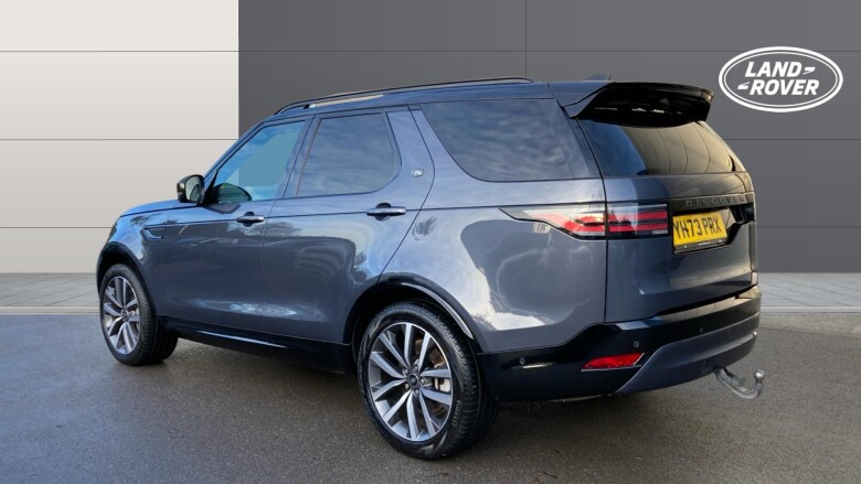 Land Rover Discovery 3.0 D300 Dynamic SE 5dr Auto Diesel Station Wagon